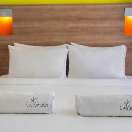 Legreen Suite Kuningan Jakarta Exterior photo
