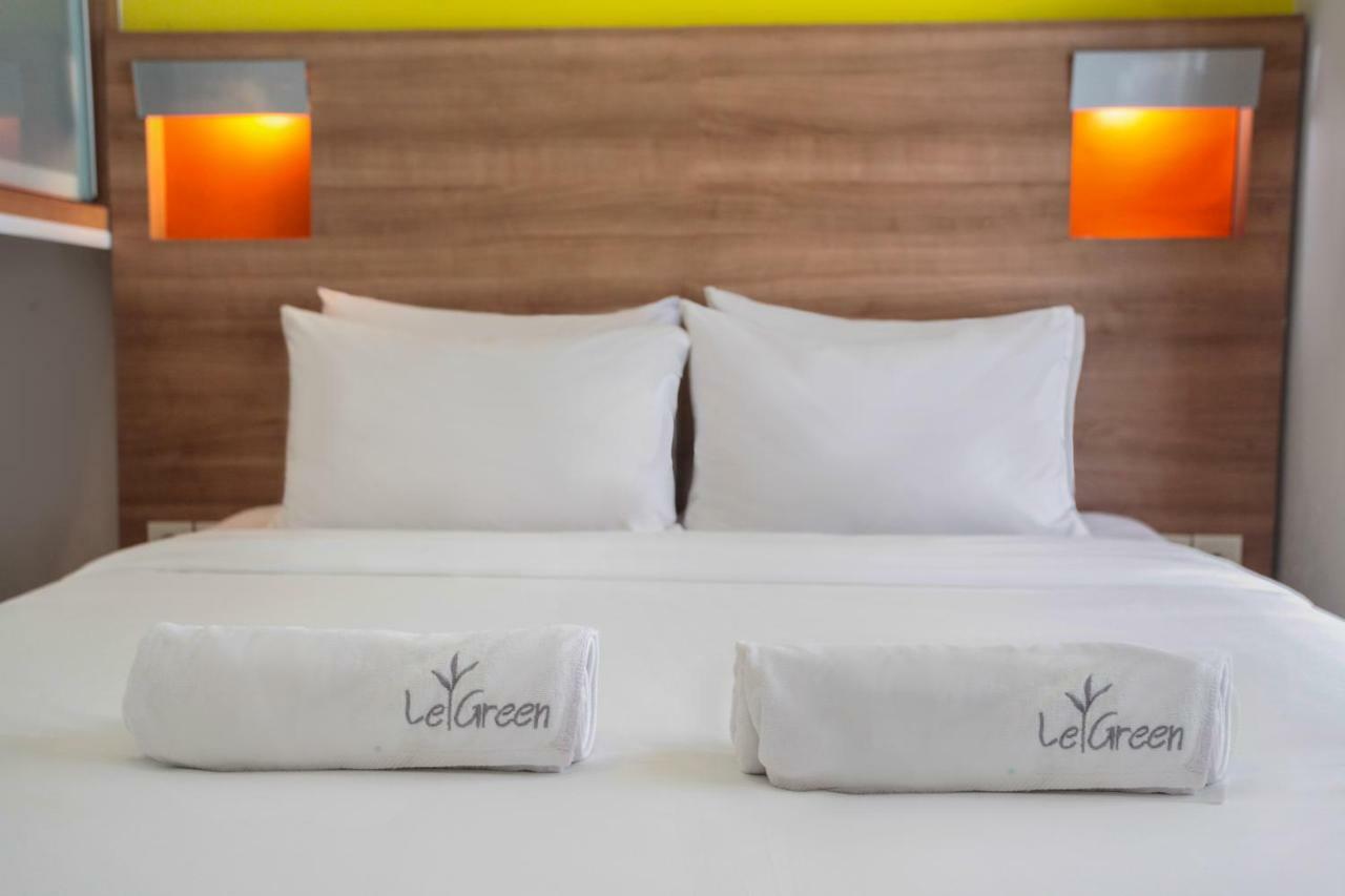 Legreen Suite Kuningan Jakarta Exterior photo